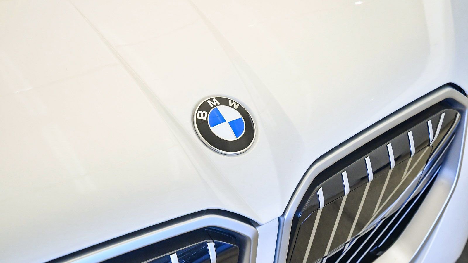 Used 2025 BMW X3 xDrive30i w/ Convenience Package AWD/4WD image 7