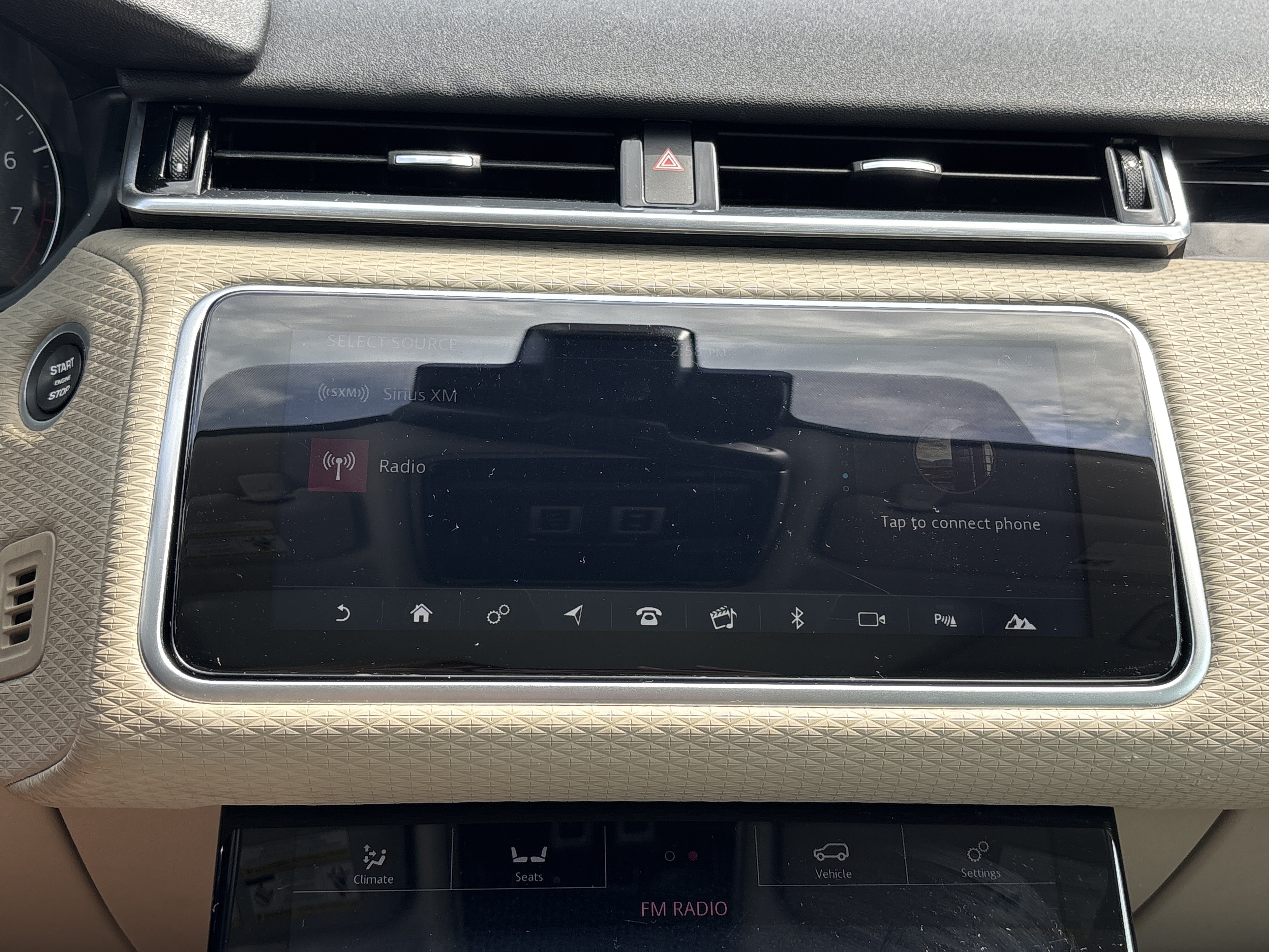 Used 2020 Land Rover Range Rover Velar S AWD/4WD image 20