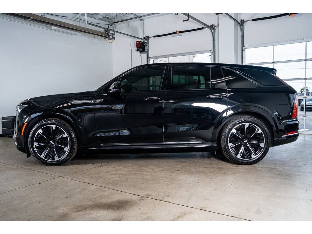 Used 2025 Cadillac Escalade IQ Sport 1 image 3