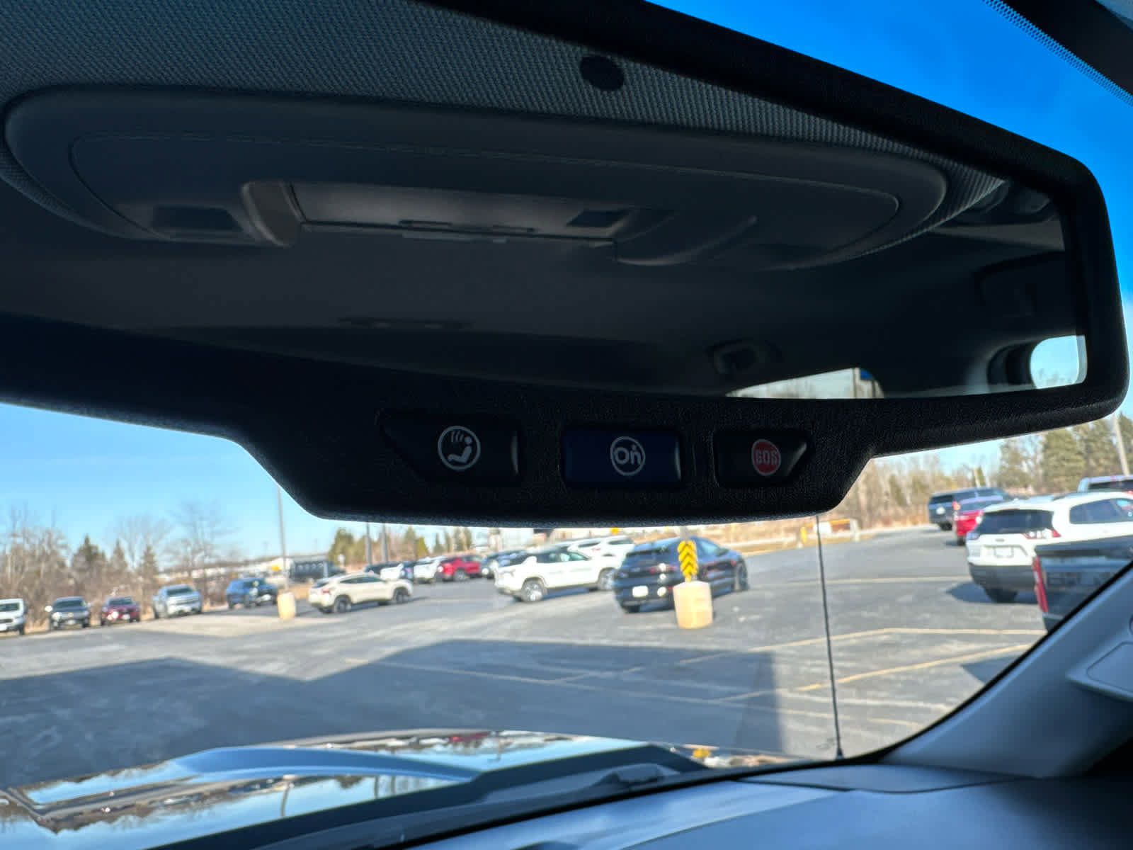 Used 2017 Chevrolet Silverado 1500 LTZ Z71 image 25