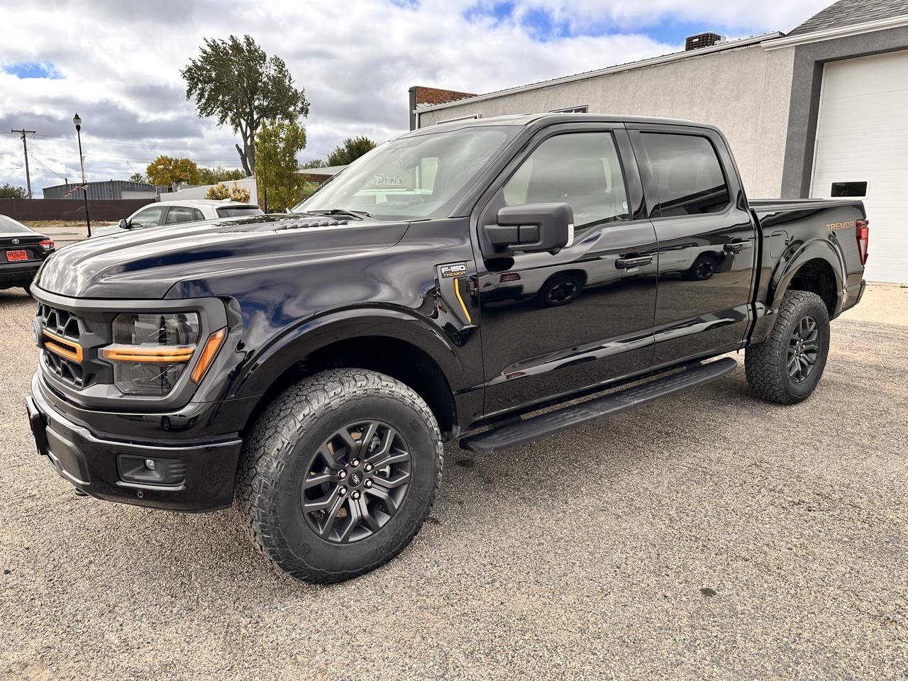 Used 2025 Ford F150 Tremor w/ Bed Utility Package AWD/4WD image 6