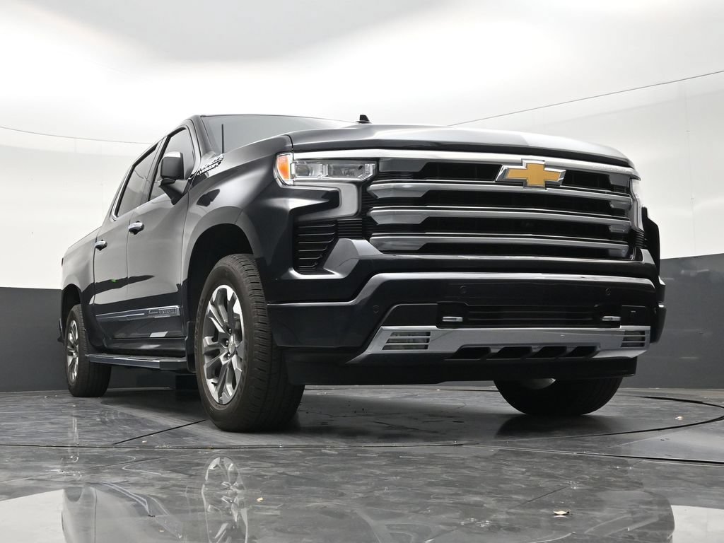 Used 2023 Chevrolet Silverado 1500 High Country w/ Technology Package RWD image 26