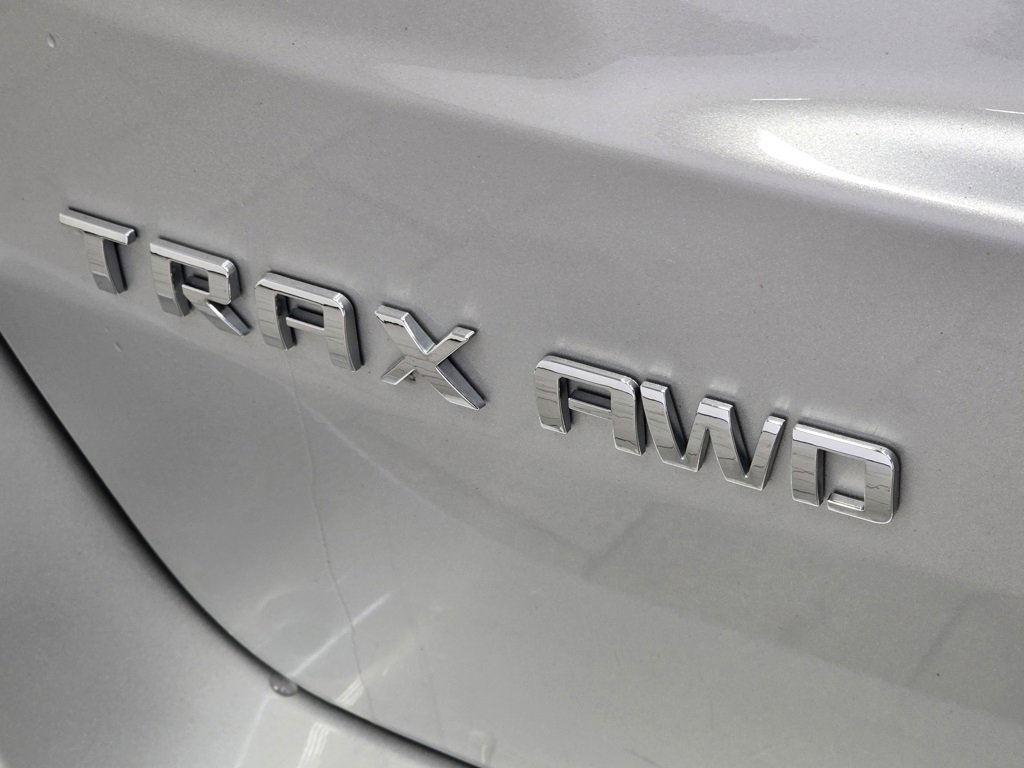 Used 2020 Chevrolet Trax LS w/ Tint and Cruise Package image 16