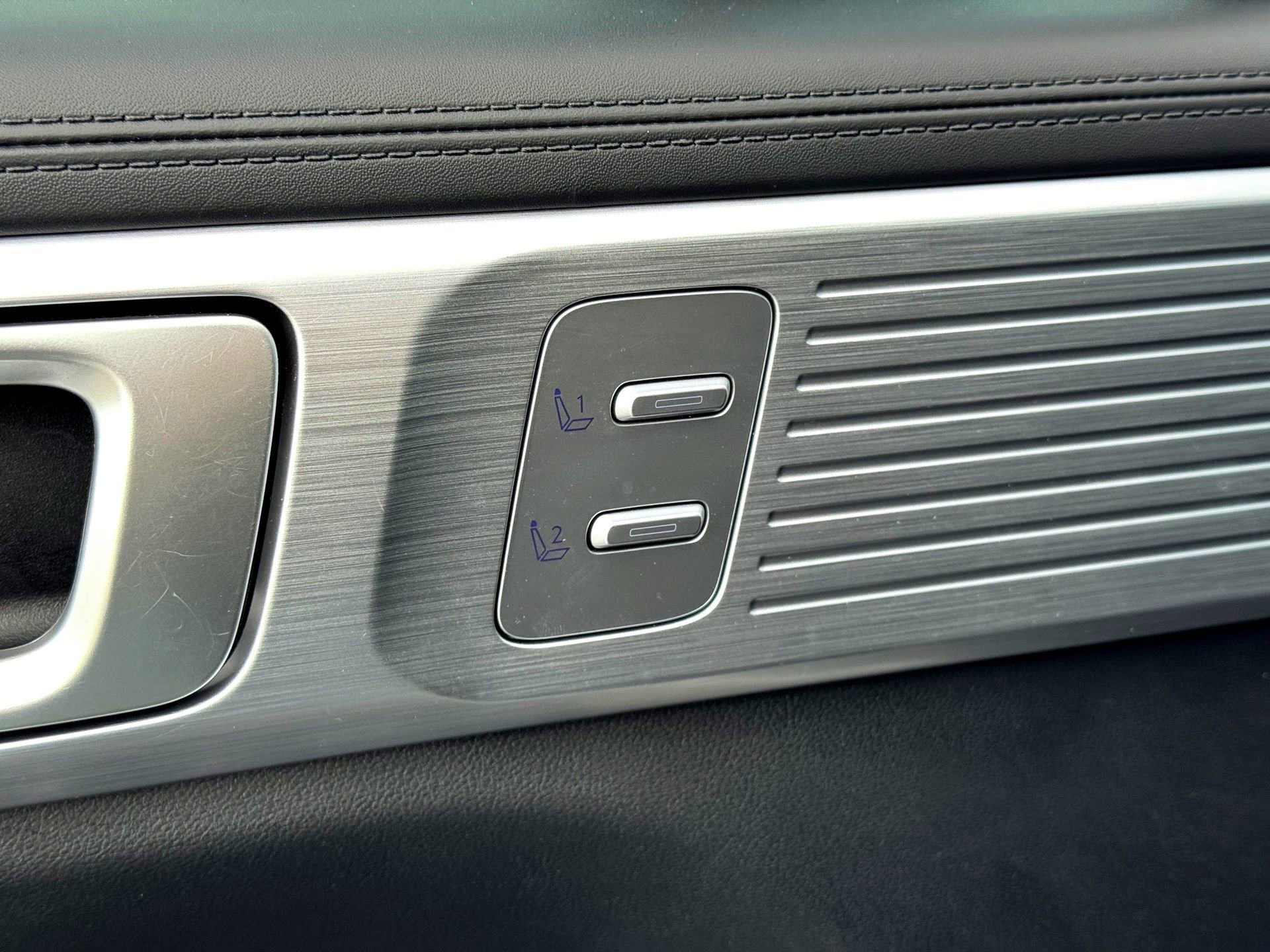 Used 2025 Hyundai Santa Fe Limited image 16