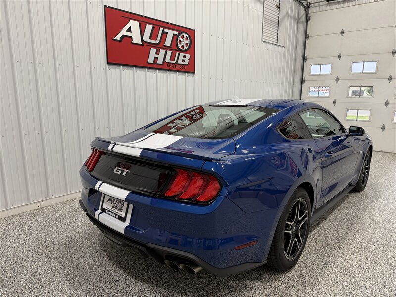 Used 2022 Ford Mustang GT Premium w/ Equipment Group 401A RWD image 24