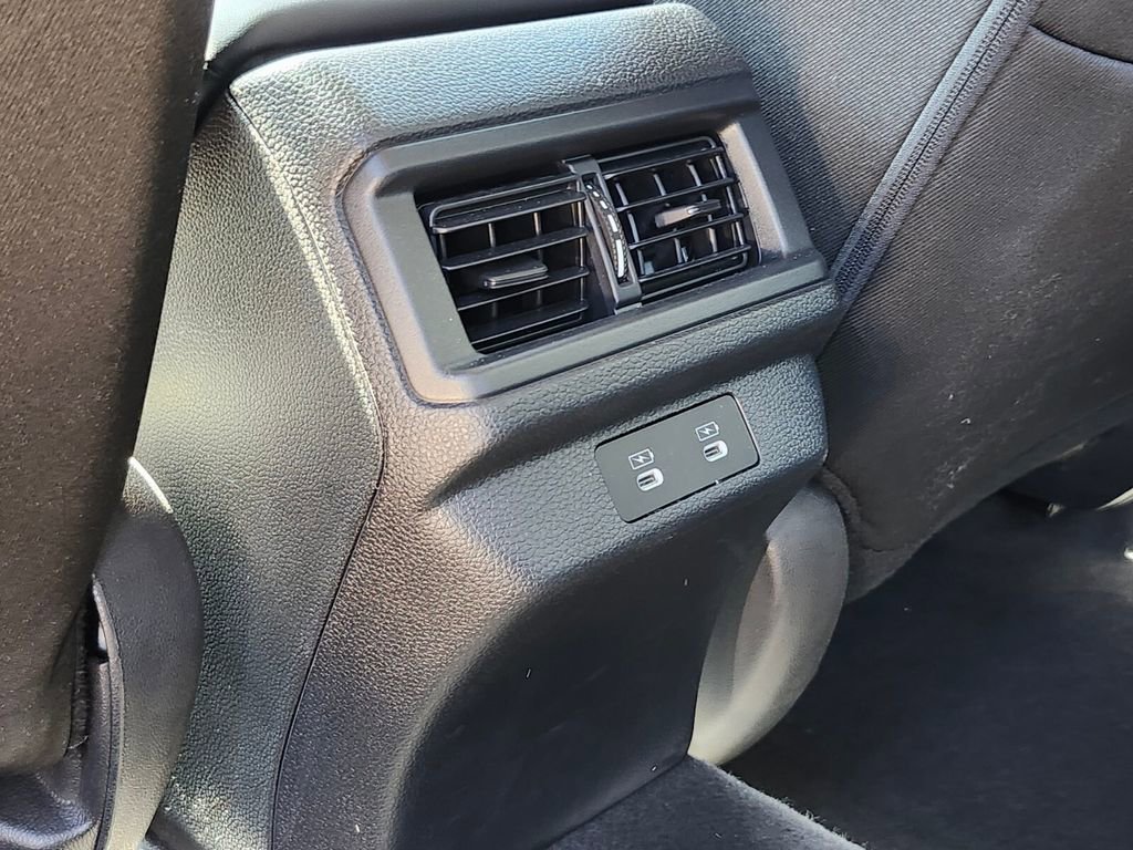 Used 2025 Honda Accord SE image 16