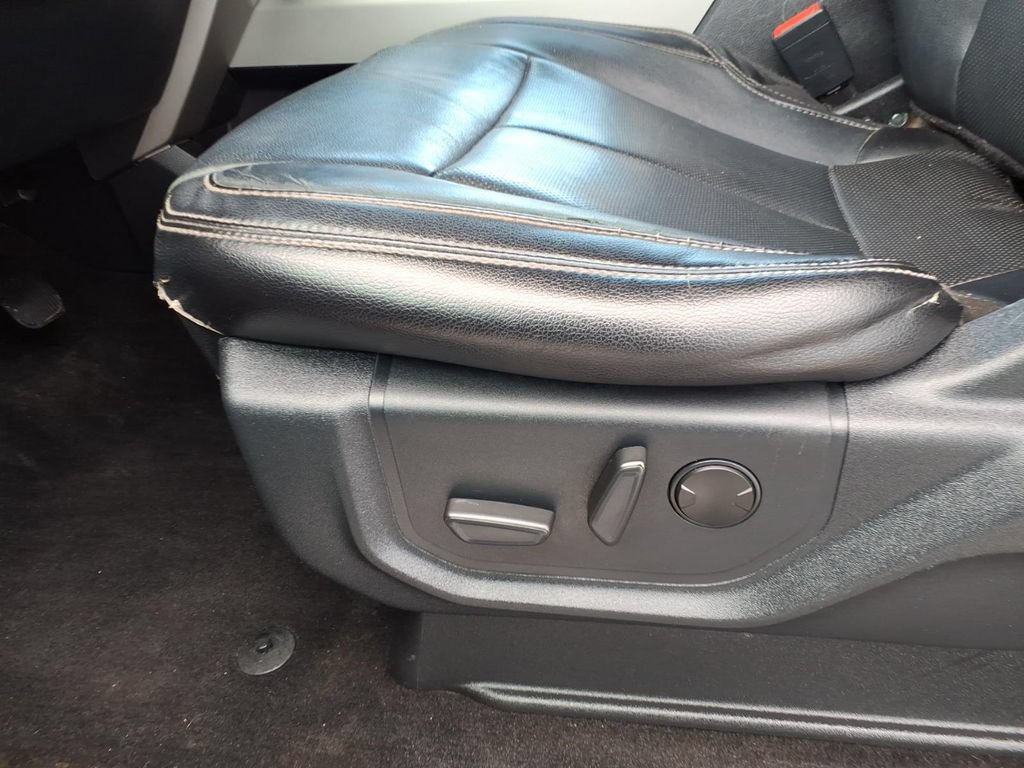 Used 2020 Ford F150 Lariat RWD image 25