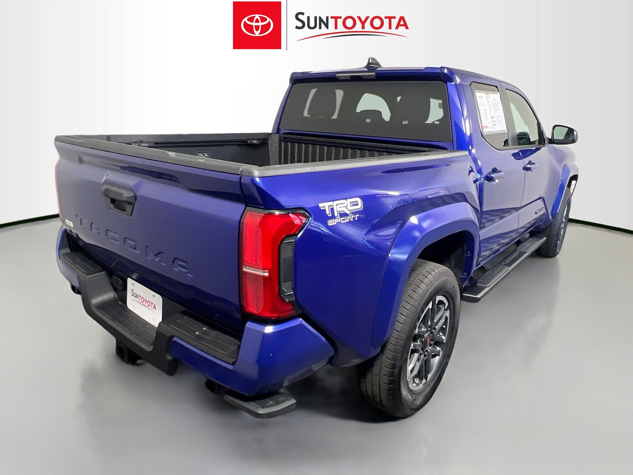 Used 2025 Toyota Tacoma TRD Sport image 4