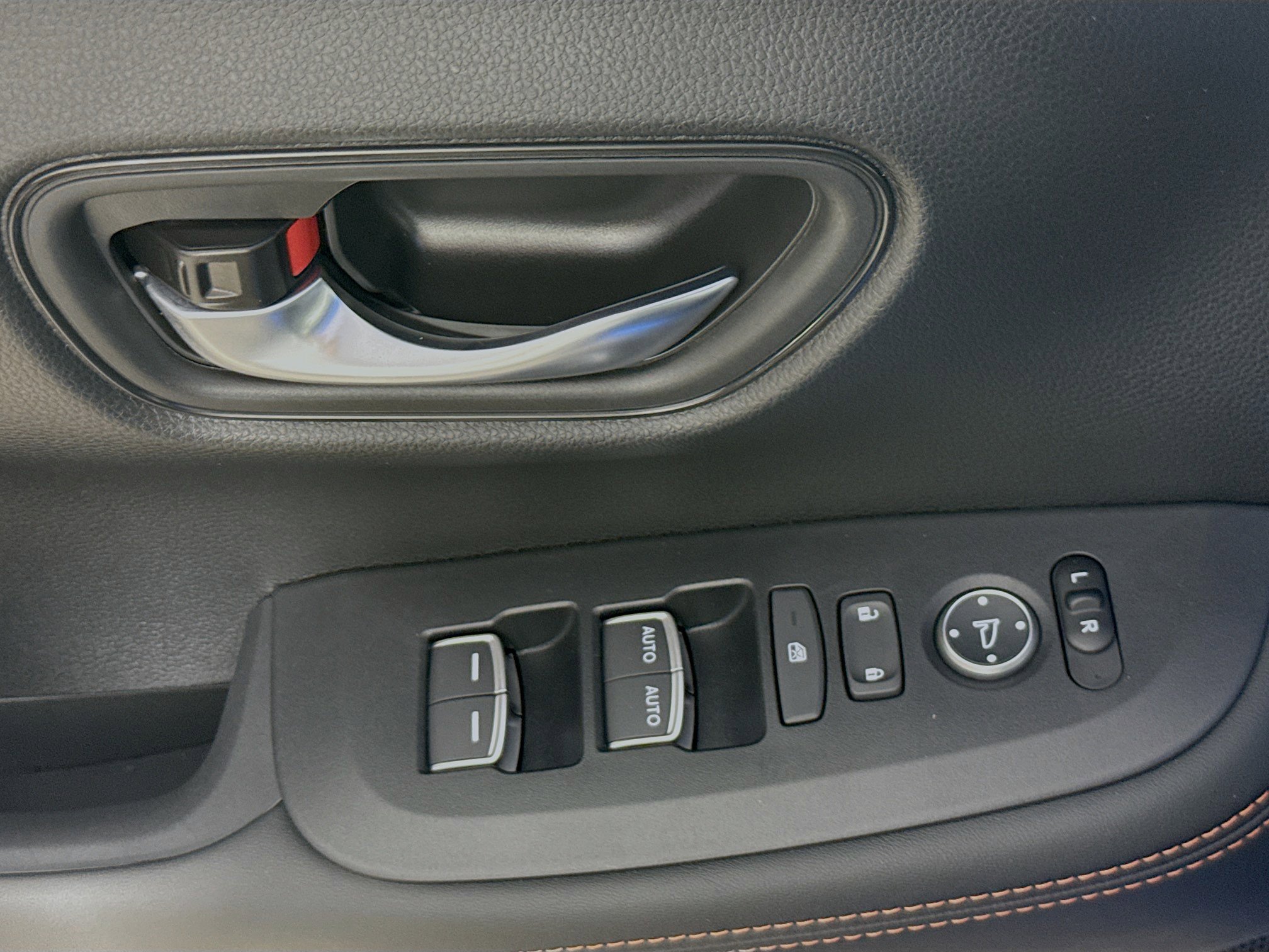 Certified 2026 Honda HR-V Sport image 20