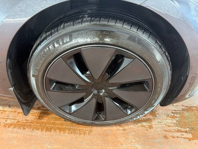 Used 2025 Tesla Model 3 RWD image 10