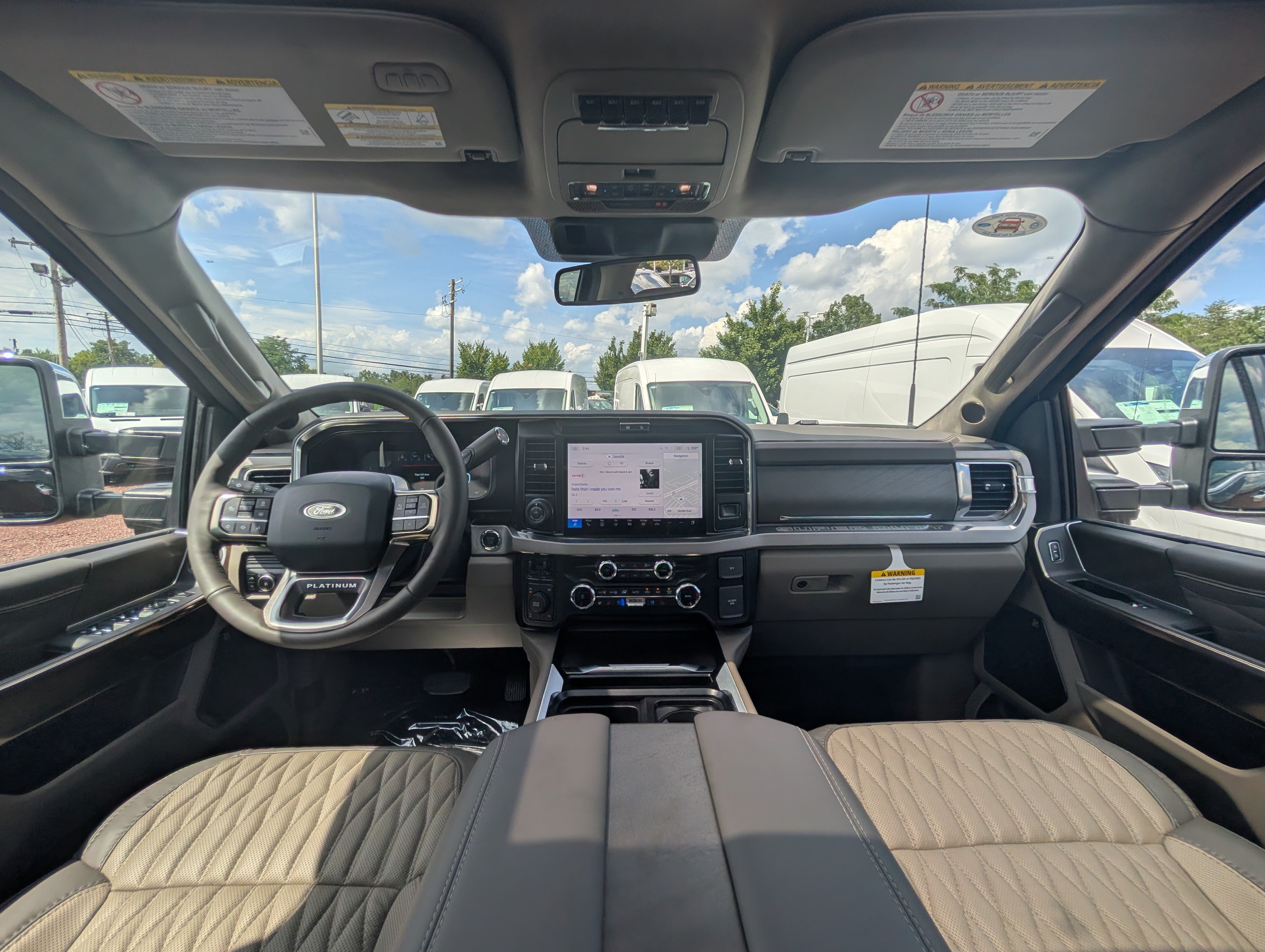 New 2026 Ford F250 Platinum w/ Platinum Plus Package AWD/4WD image 14