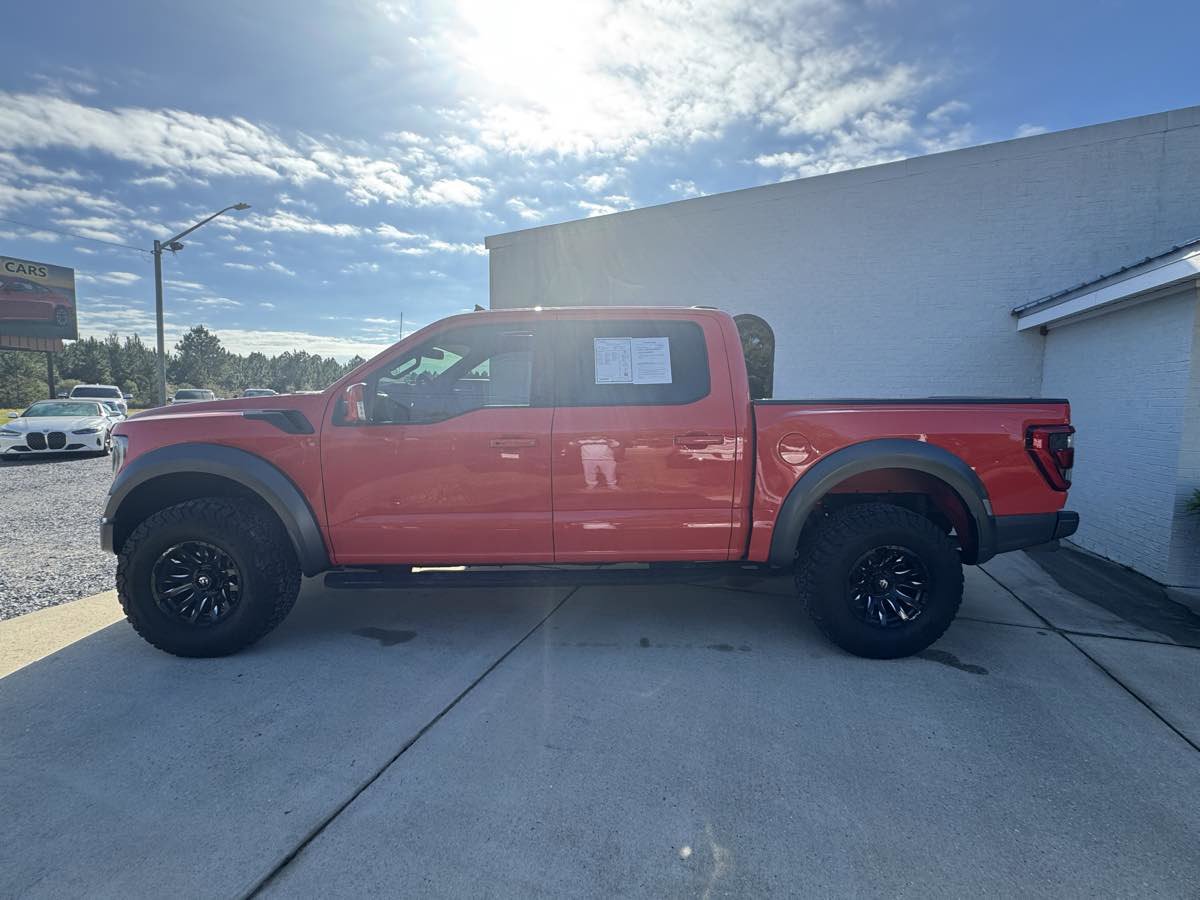 Used 2023 Ford F150 Raptor image 2