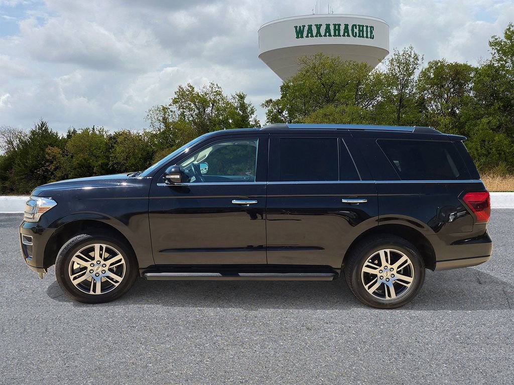 Used 2024 Ford Expedition Limited image 3