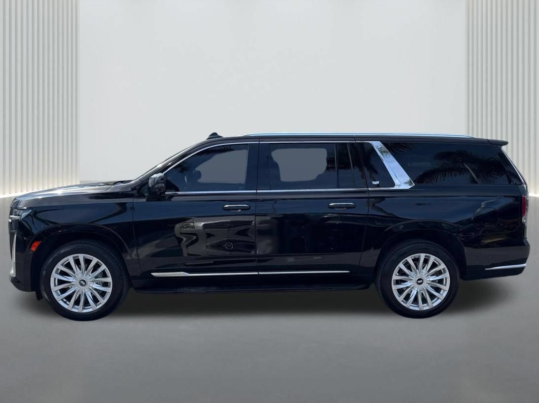 Used 2023 Cadillac Escalade ESV Luxury RWD image 8