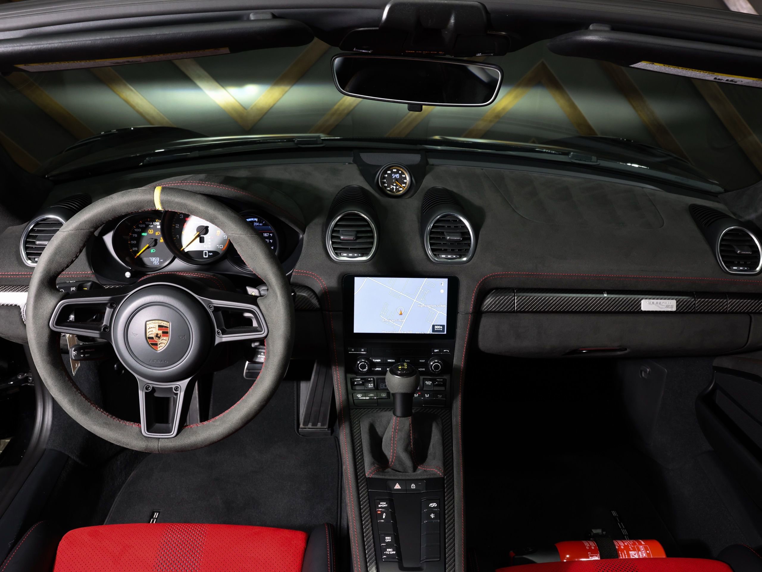 Used 2024 Porsche 718 Boxster Spyder RS w/ Weissach Package image 38