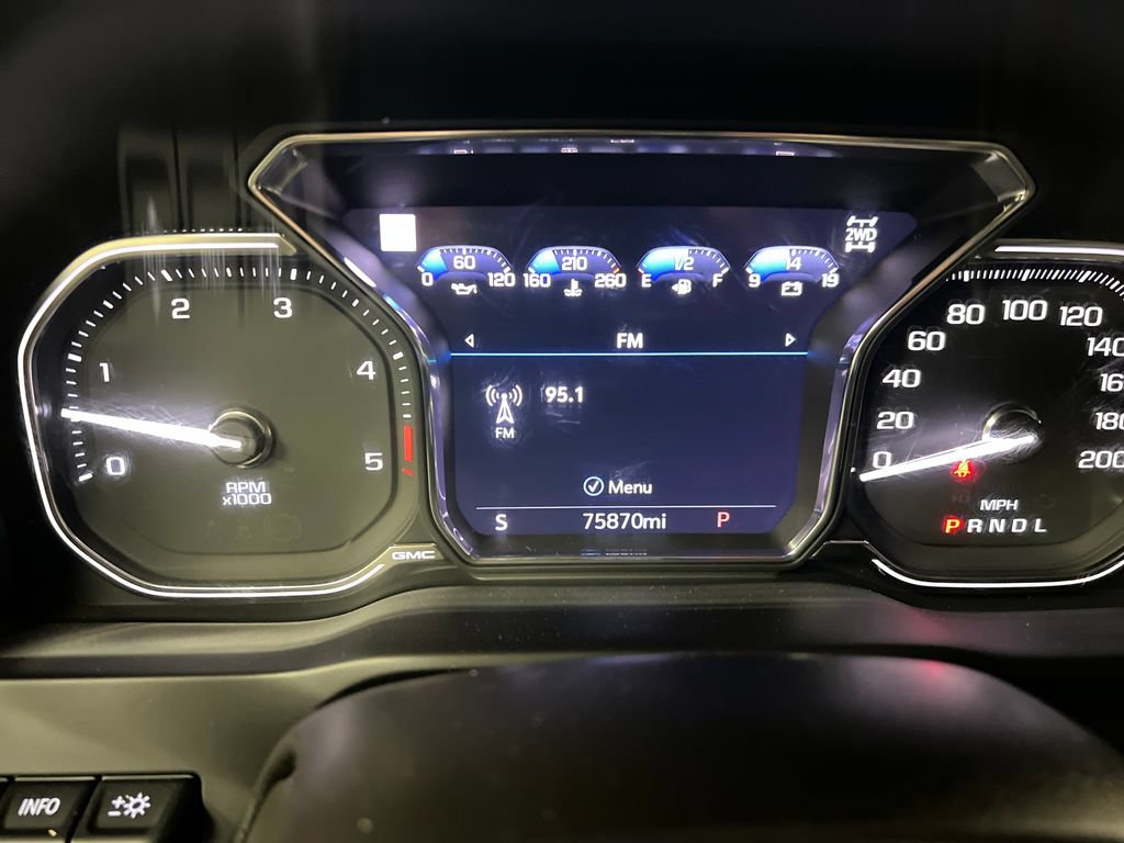 Certified 2022 GMC Sierra 2500 Denali w/ Denali Ultimate Package AWD/4WD image 21