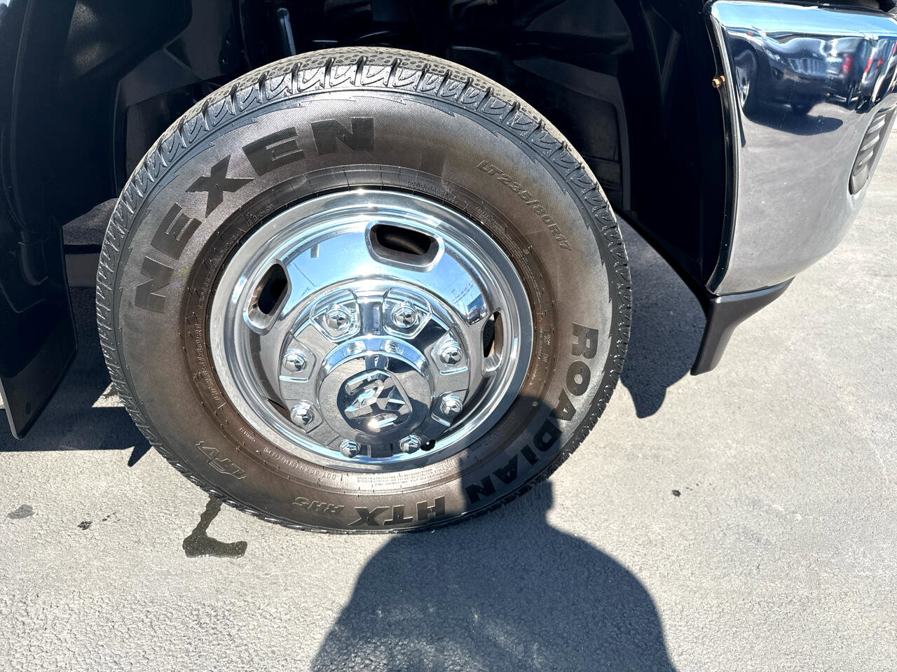 Used 2020 RAM 3500 Tradesman image 28