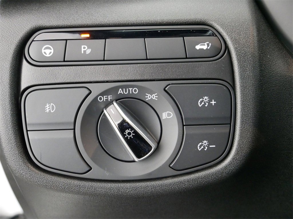 New 2025 INFINITI QX55 Essential image 21