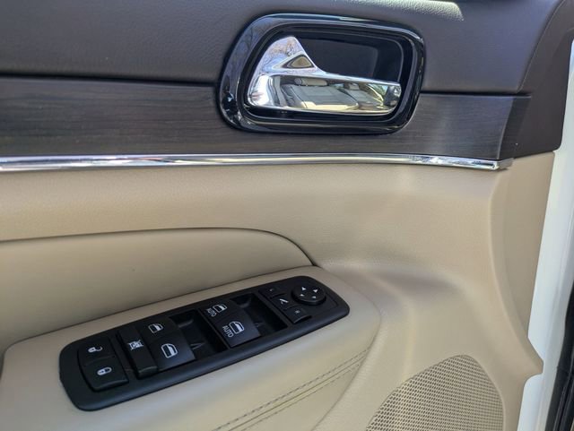 Used 2021 Jeep Grand Cherokee Overland image 22