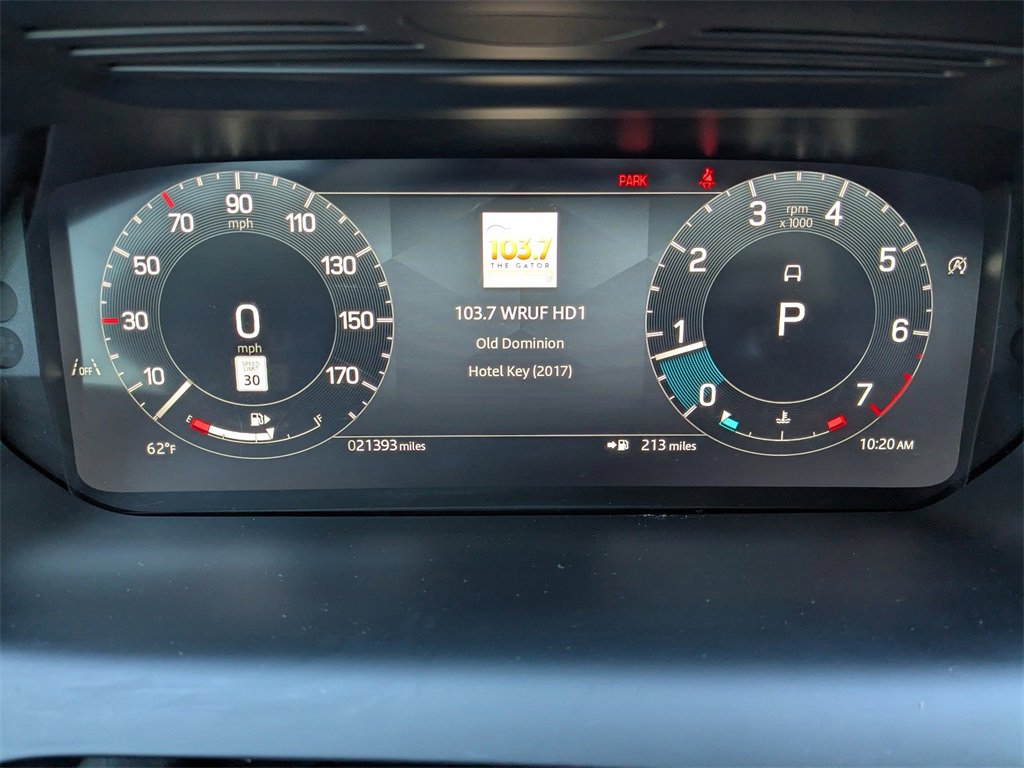 Used 2025 Land Rover Discovery Sport S image 28