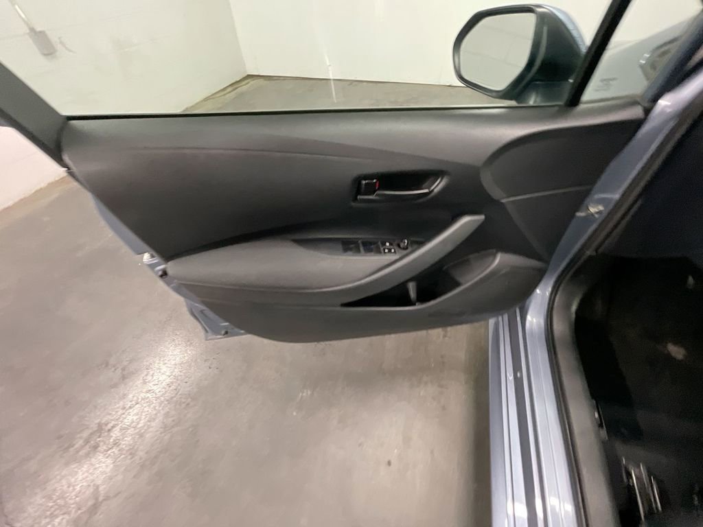 Used 2023 Toyota Corolla LE image 19