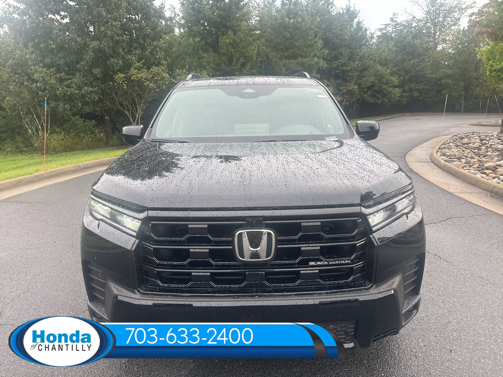 New 2026 Honda Pilot Black Edition image 2