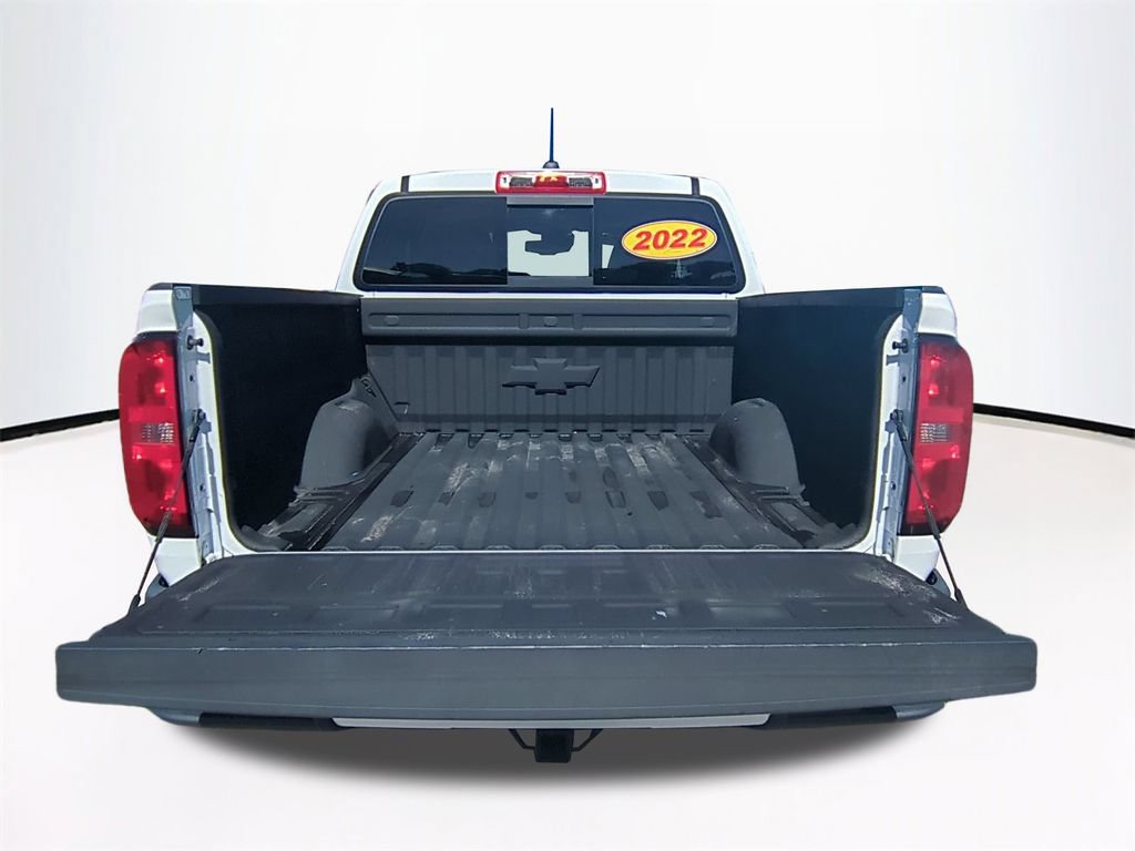Used 2022 Chevrolet Colorado LT w/ Redline Special Edition RWD image 14