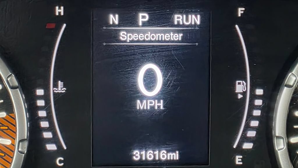 Used 2023 Jeep Renegade Latitude AWD/4WD image 29