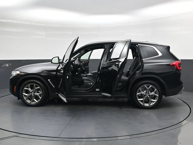 Used 2023 BMW X3 xDrive30i w/ Premium Package AWD/4WD image 40