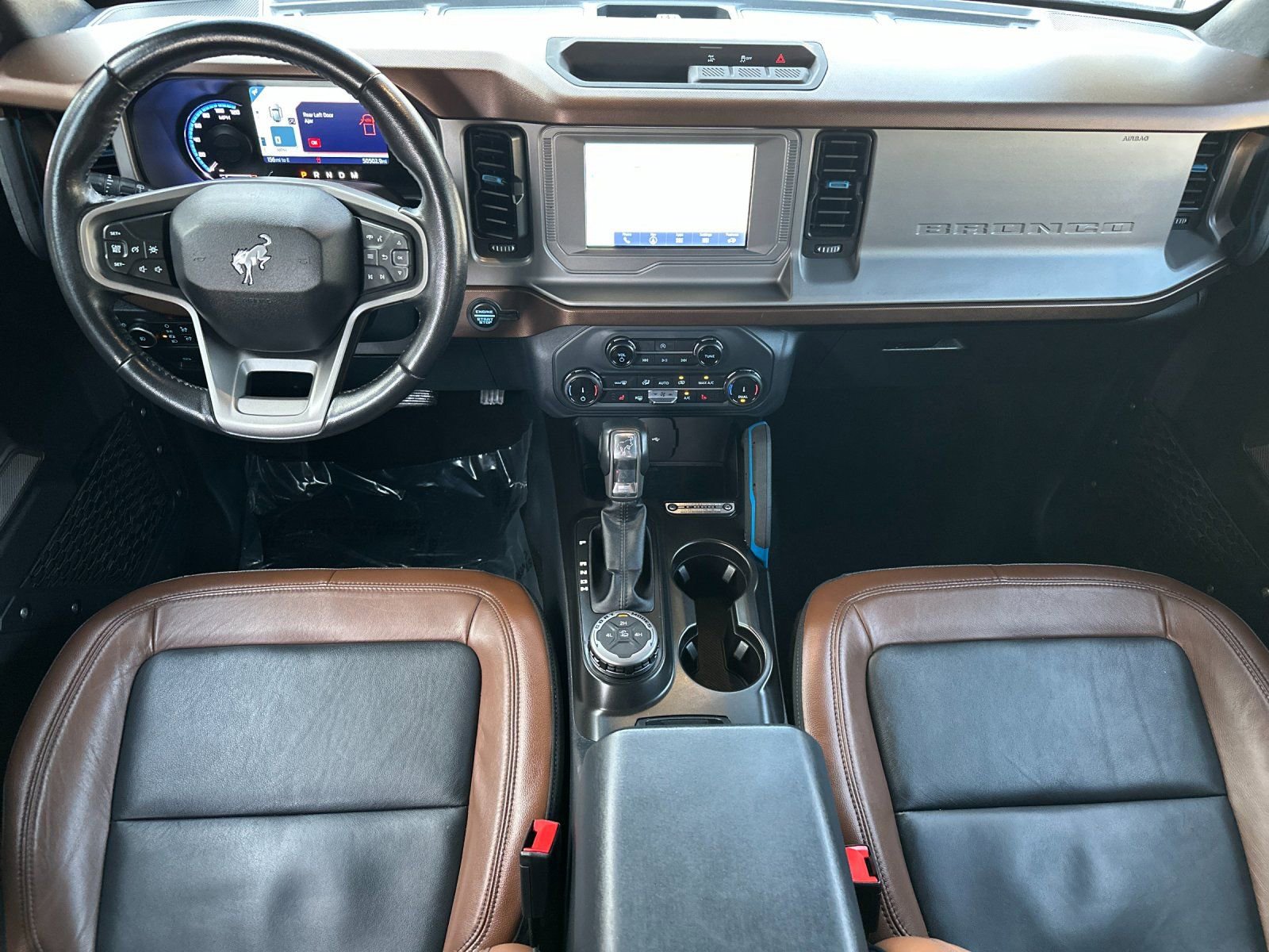 Used 2022 Ford Bronco Outer Banks image 16
