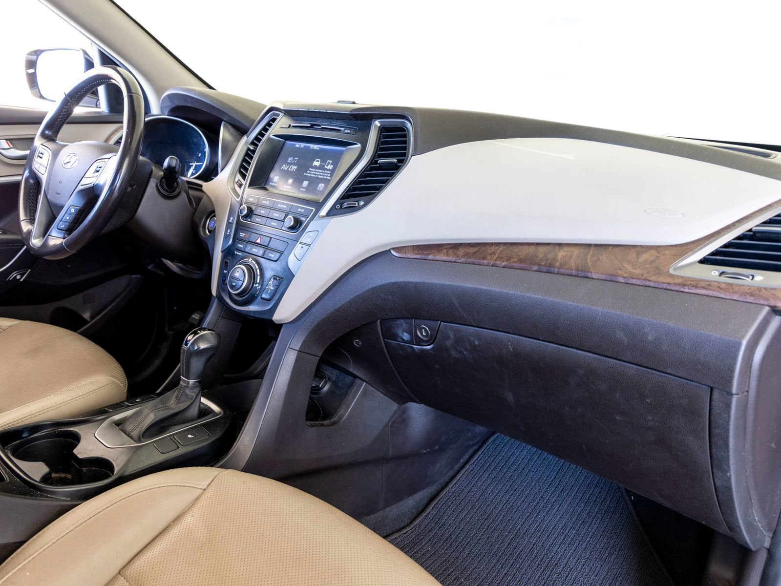 Used 2018 Hyundai Santa Fe Sport 2.0T FWD image 27