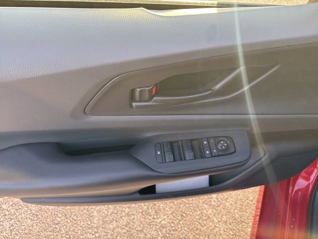 Used 2024 Toyota Prius LE image 10