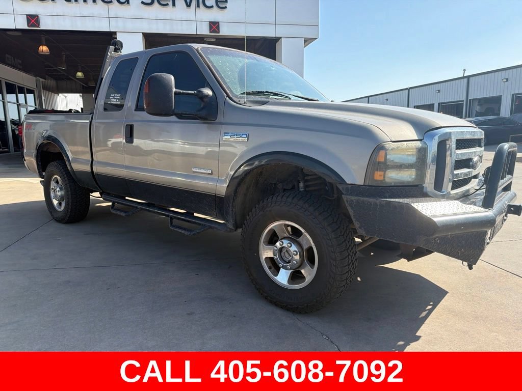 Used 2005 Ford F250 XLT AWD/4WD image 1