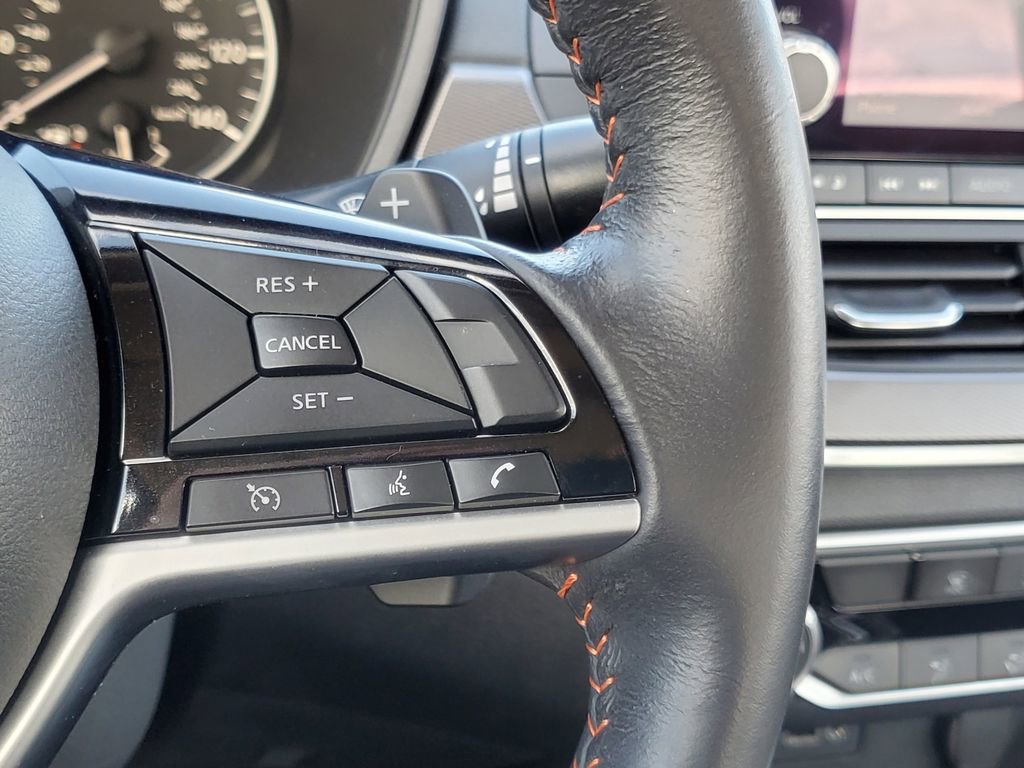 Used 2023 Nissan Altima 2.5 SR AWD/4WD image 21