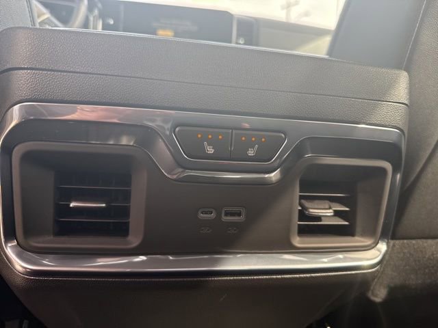 New 2026 GMC Sierra 1500 SLT image 26