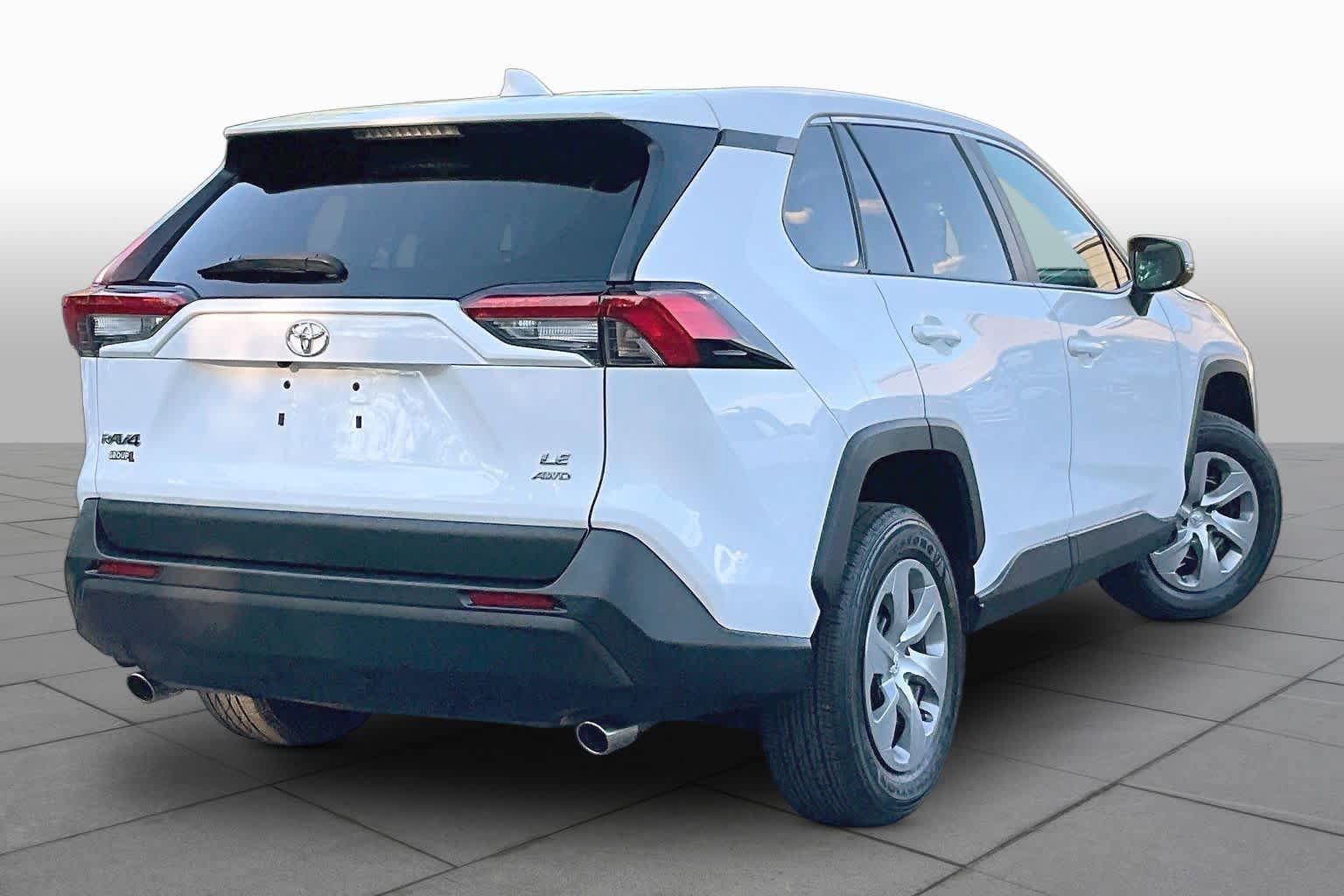 Certified 2023 Toyota RAV4 LE AWD/4WD image 25