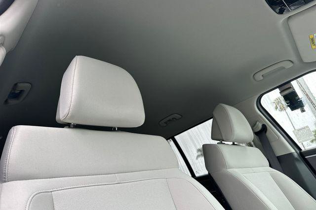 Certified 2026 Hyundai Santa Fe SE FWD image 17