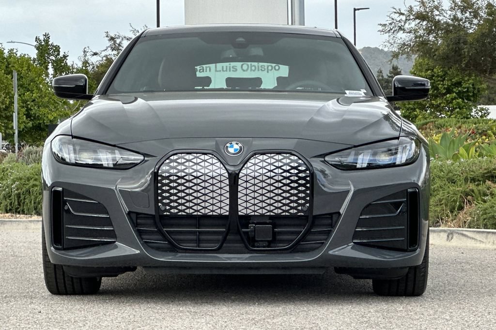 New 2026 BMW i4 eDrive40 w/ M Sport Package RWD image 8
