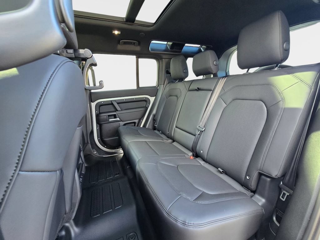 New 2026 Land Rover Defender 110 S AWD/4WD image 14