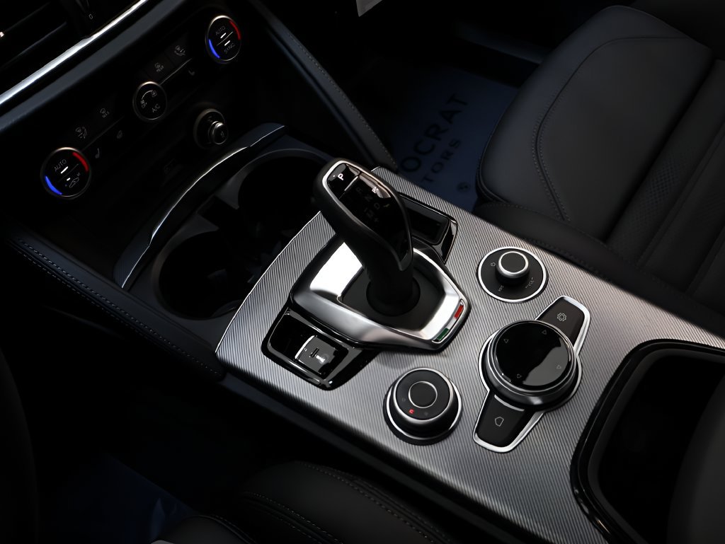 New 2026 Alfa Romeo Stelvio Sprint AWD/4WD image 25