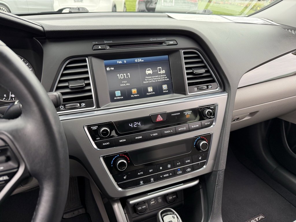 Used 2017 Hyundai Sonata Limited w/ Cargo Package image 21