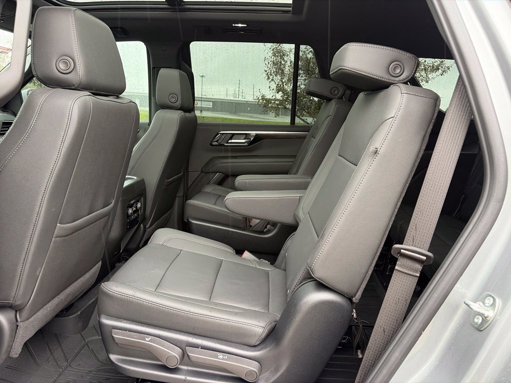 Used 2026 Chevrolet Tahoe Z71 w/ Comfort Package AWD/4WD image 42