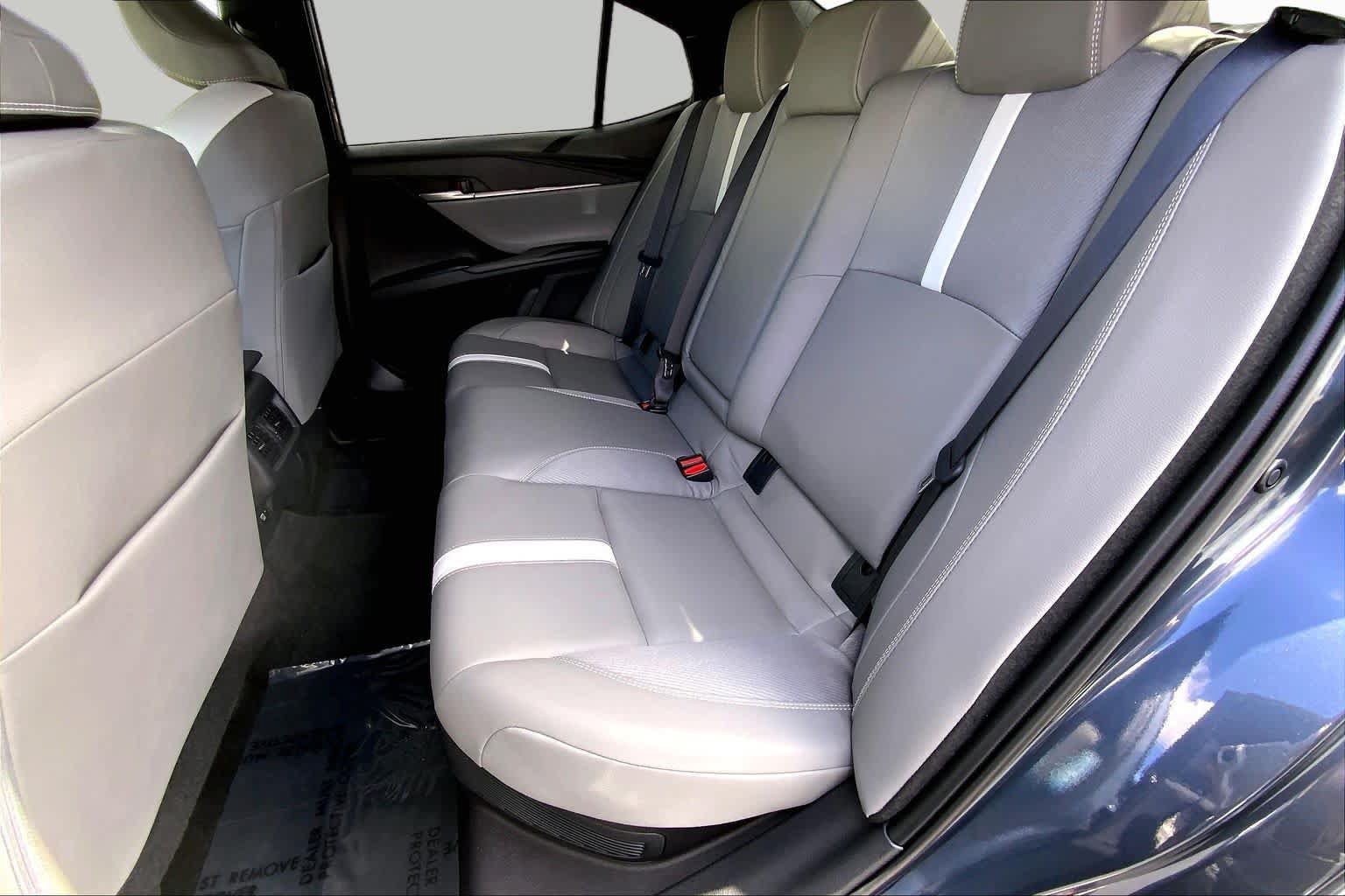 Used 2026 Toyota Camry SE FWD image 20