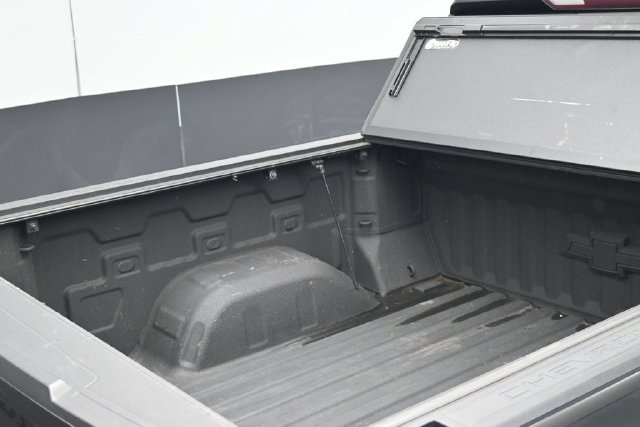 Used 2021 Chevrolet Silverado 1500 LTZ AWD/4WD image 16