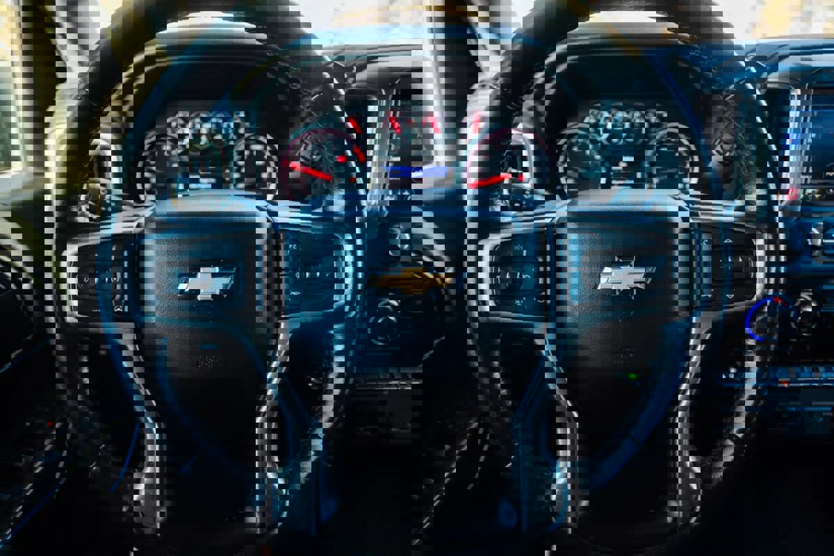 Used 2021 Chevrolet Silverado 1500 LT image 14