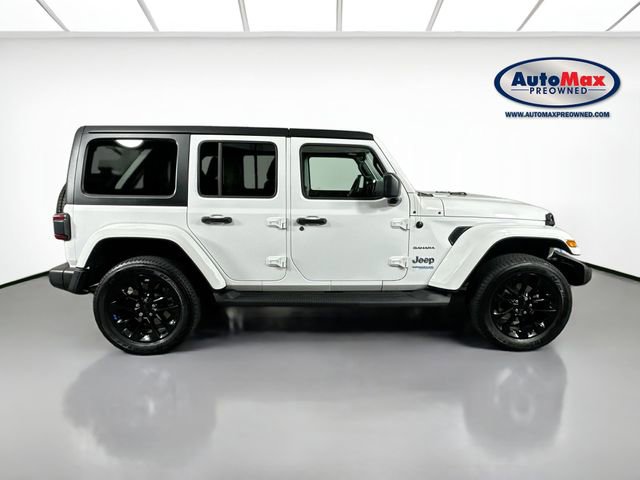 Used 2022 Jeep Wrangler Unlimited Sahara w/ Cold Weather Group image 9