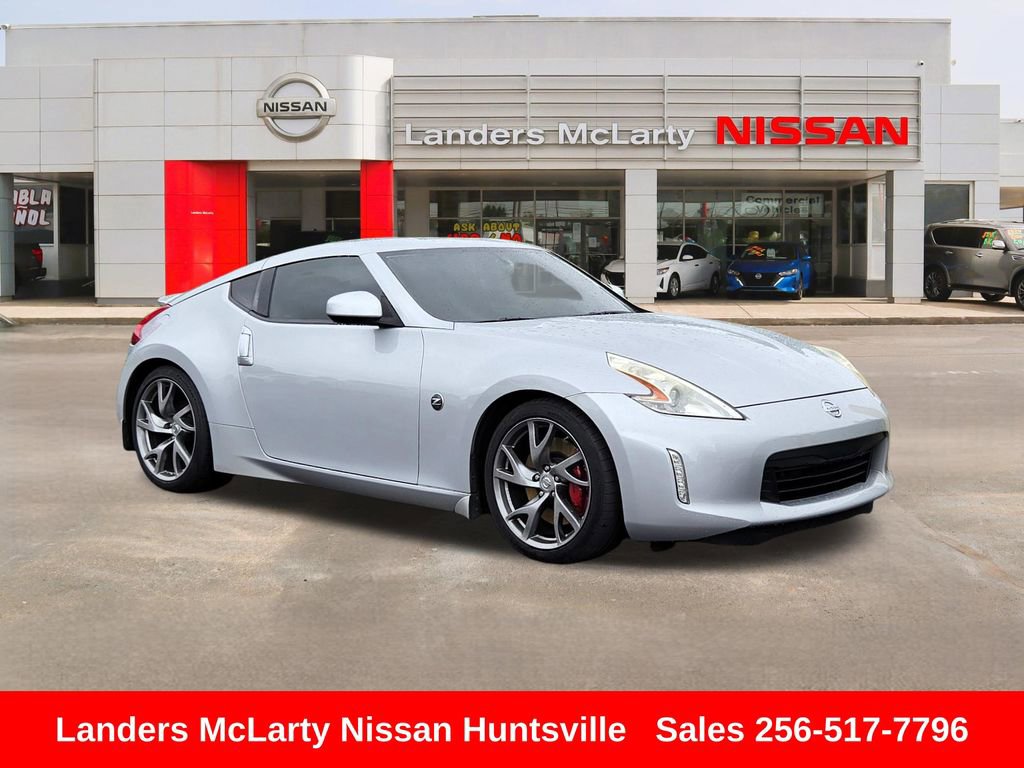 Used 2013 Nissan 370Z Touring w/ Sport Pkg RWD image 1