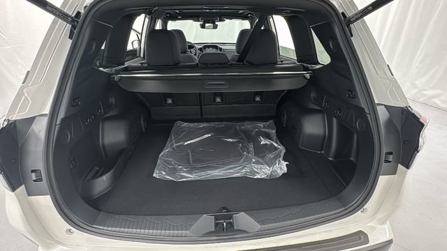 New 2025 Subaru Forester Premium image 15