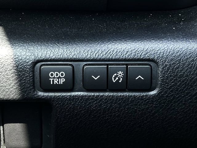 Used 2016 Lexus IS 350 RWD image 26