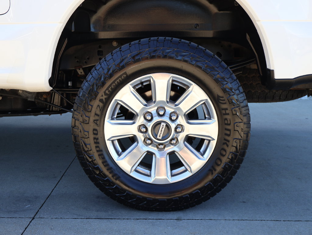 Used 2018 Ford F250 Platinum w/ Platinum Ultimate Package AWD/4WD image 47
